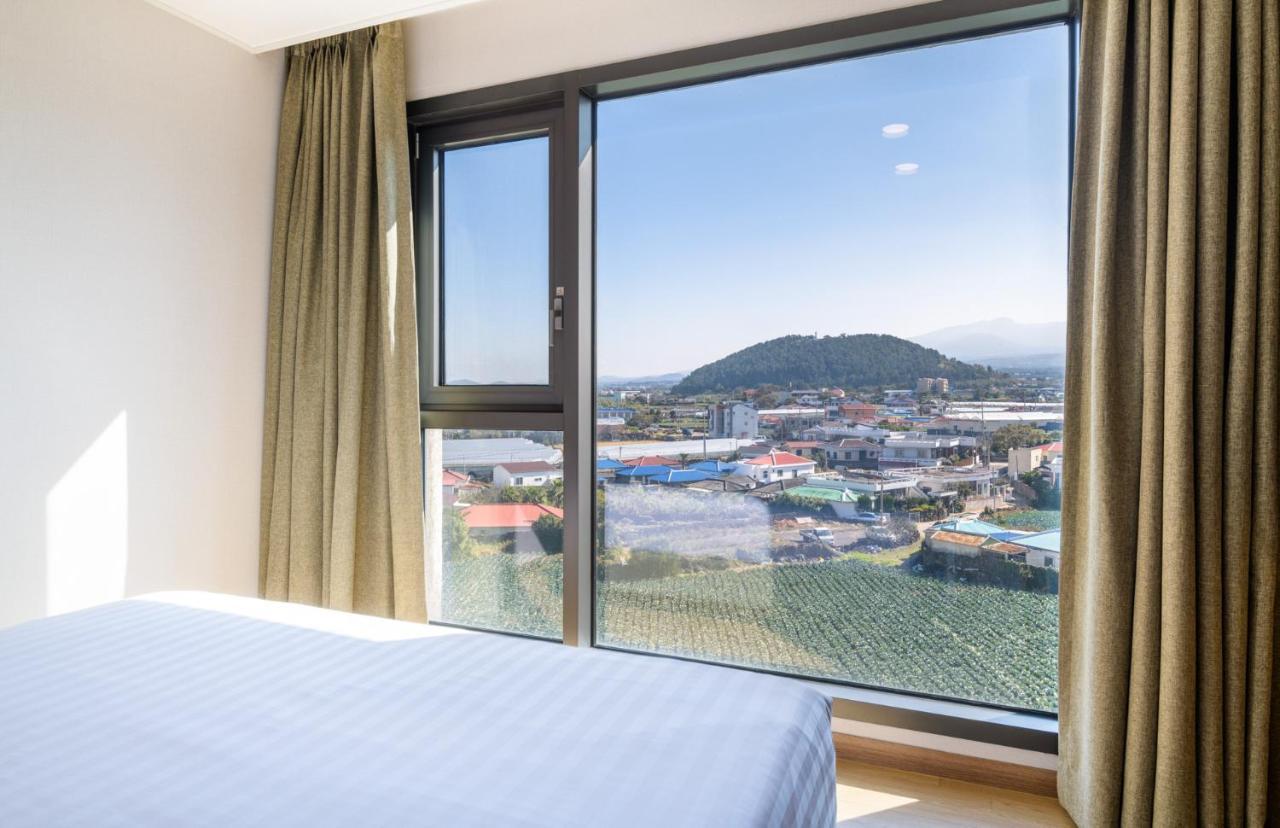 Uni Hotel Jeju Exterior foto